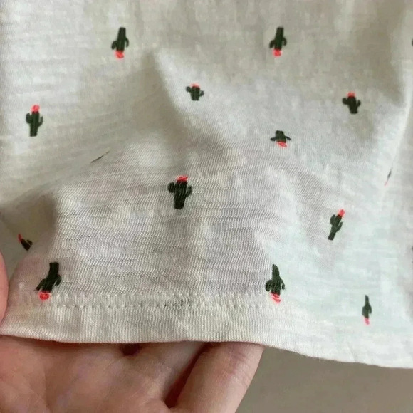 Old Navy Boyfriend Tee with Pocket, Cactus Print T-Shirt, Size M - Picture 10 of 16